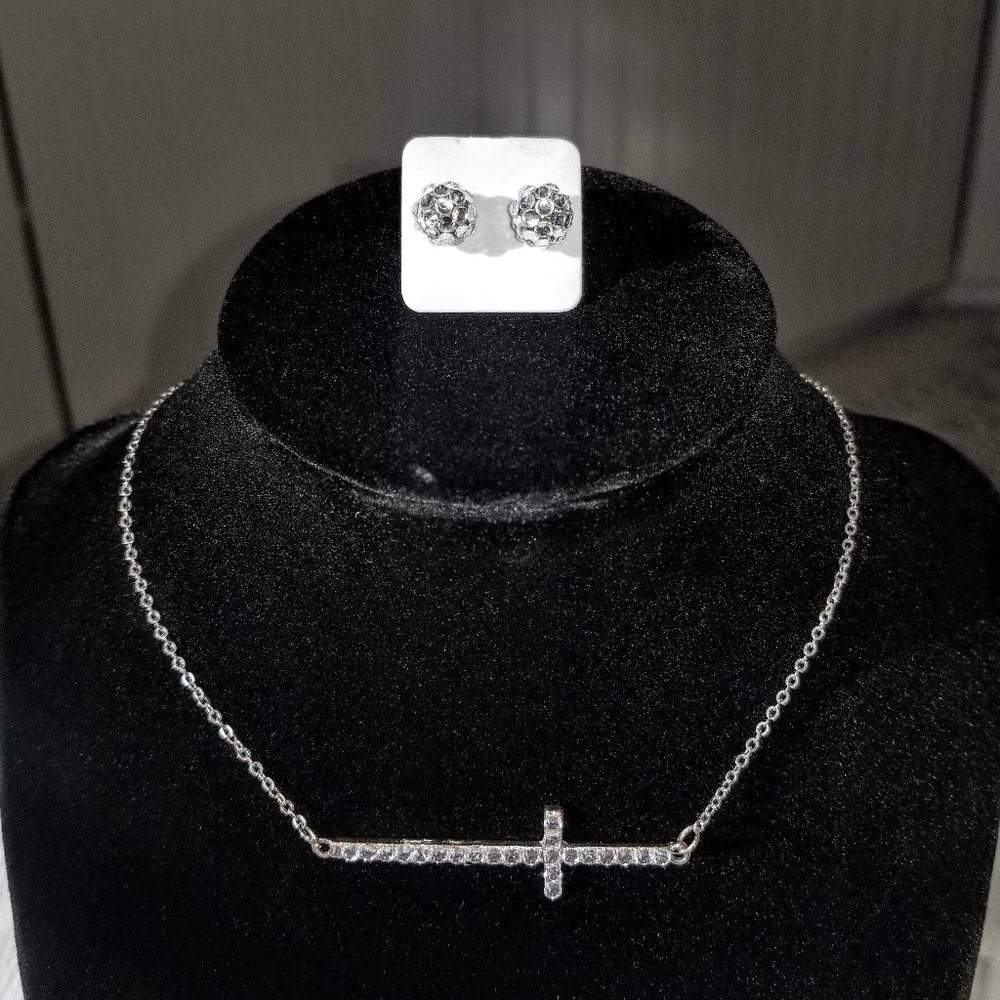 Crystal Rhinestone Earring and Necklace Set